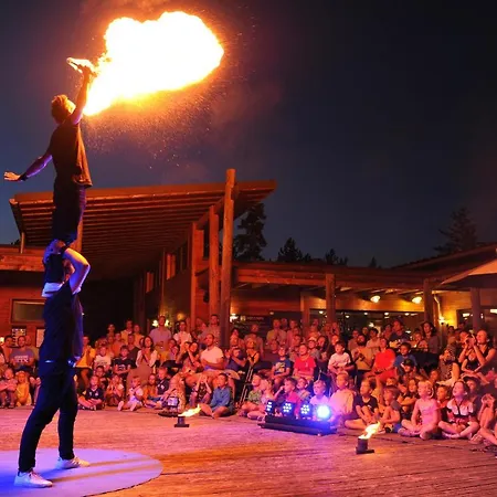 Vakantiepark Village Huttopia Lanmary 3*