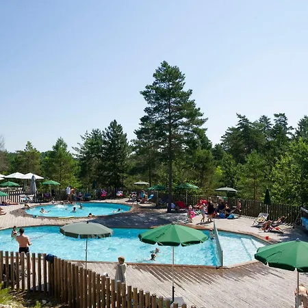 Huttopia Lanmary 3*