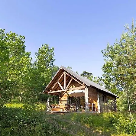 Parco vacanze Huttopia Lanmary 3*