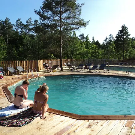 Πάρκο διακοπών Huttopia Lanmary 3*